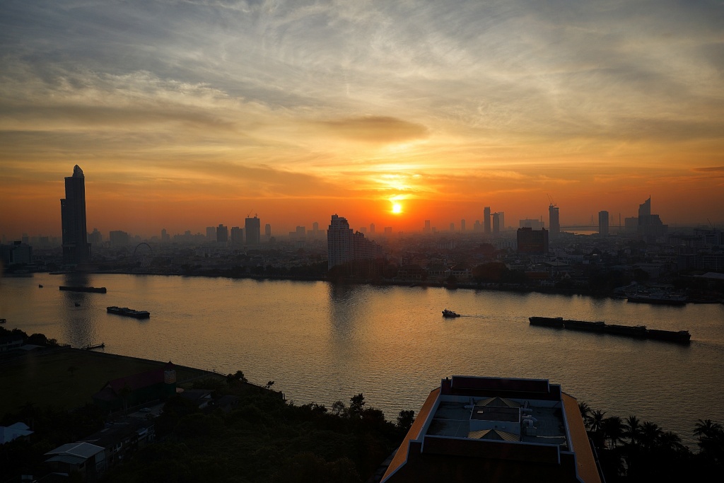 Avani River Bangkok Hotel 