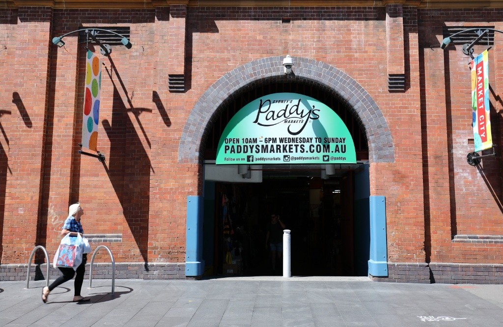 5 ways to save money on a Sydney vacation