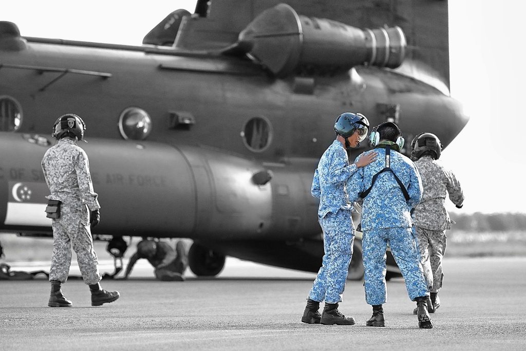 NDP 2017 State Flag deployment by 127 Squadron 