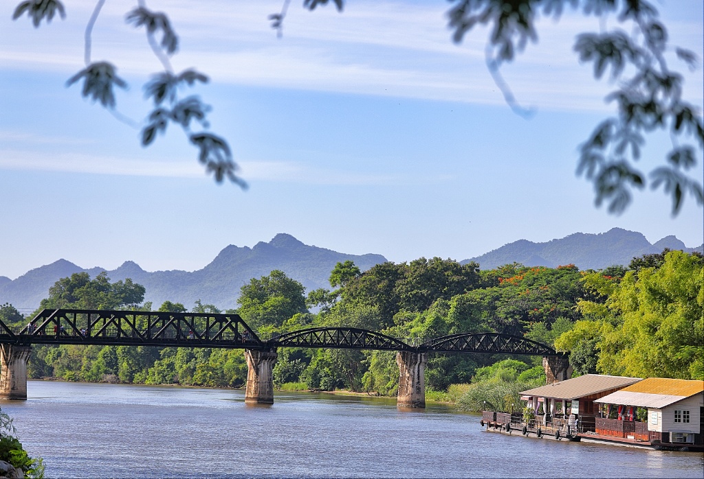 U Inchantree Resort - Best Boutique Resort by River Kwai Bridge
