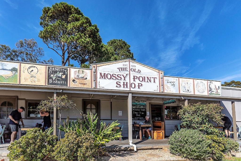 33 things on a Canberra road trip